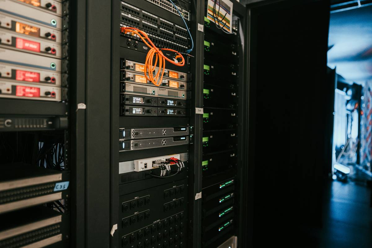 Web Hosting and Building Guide: 7 Proven Steps to Avoid Costly Mistakes